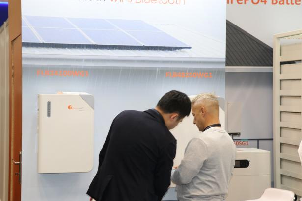 Solar Energy Storage Solutions At Solar & Storage Live Uk 2